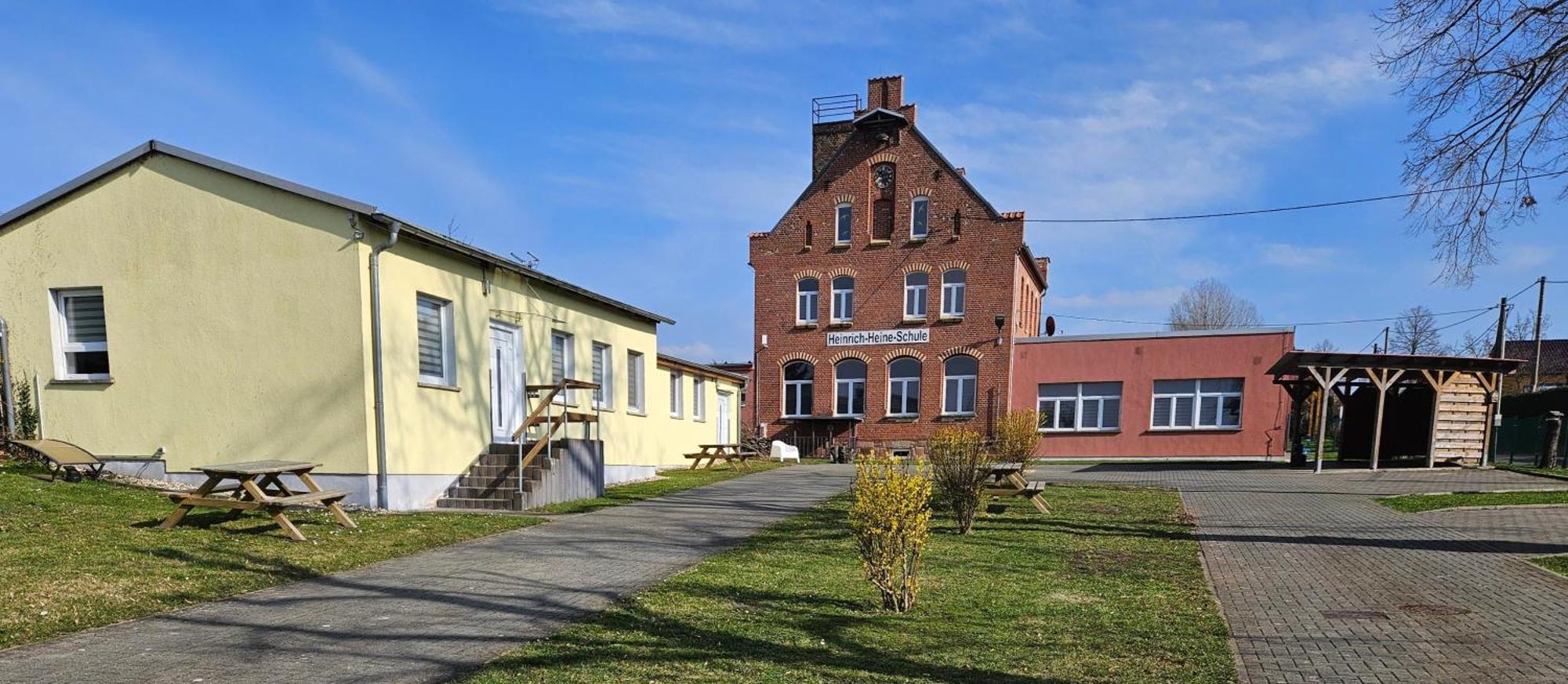 Gaestehaus Heinrich Heine Schule Bad Dürrenberg Εξωτερικό φωτογραφία